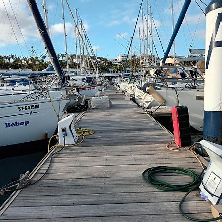 ホテル Spirit Of Shackleton Yacht プエルト・カレロ エクステリア 写真